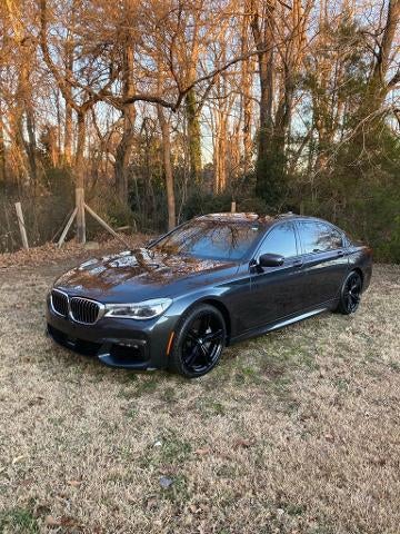 2019 BMW 750i